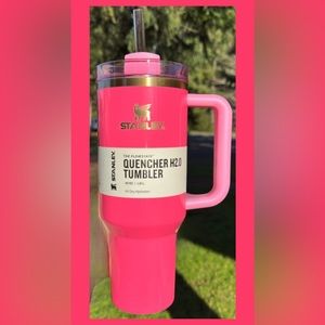 Stanley Pink Parade 40oz Quencher Black Friday Limited Edition